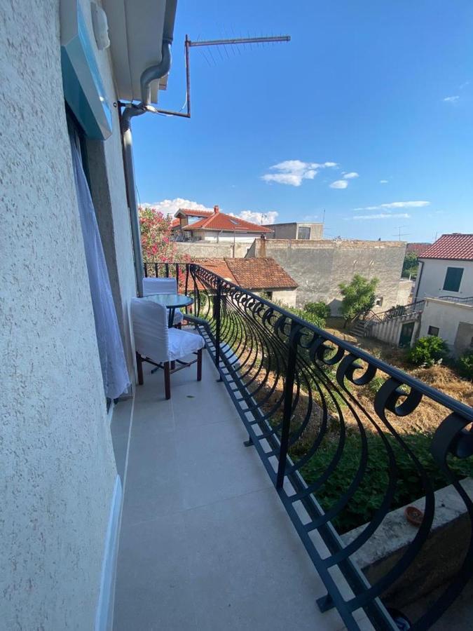 Duje & Roko Apartments Sibenik Exterior photo